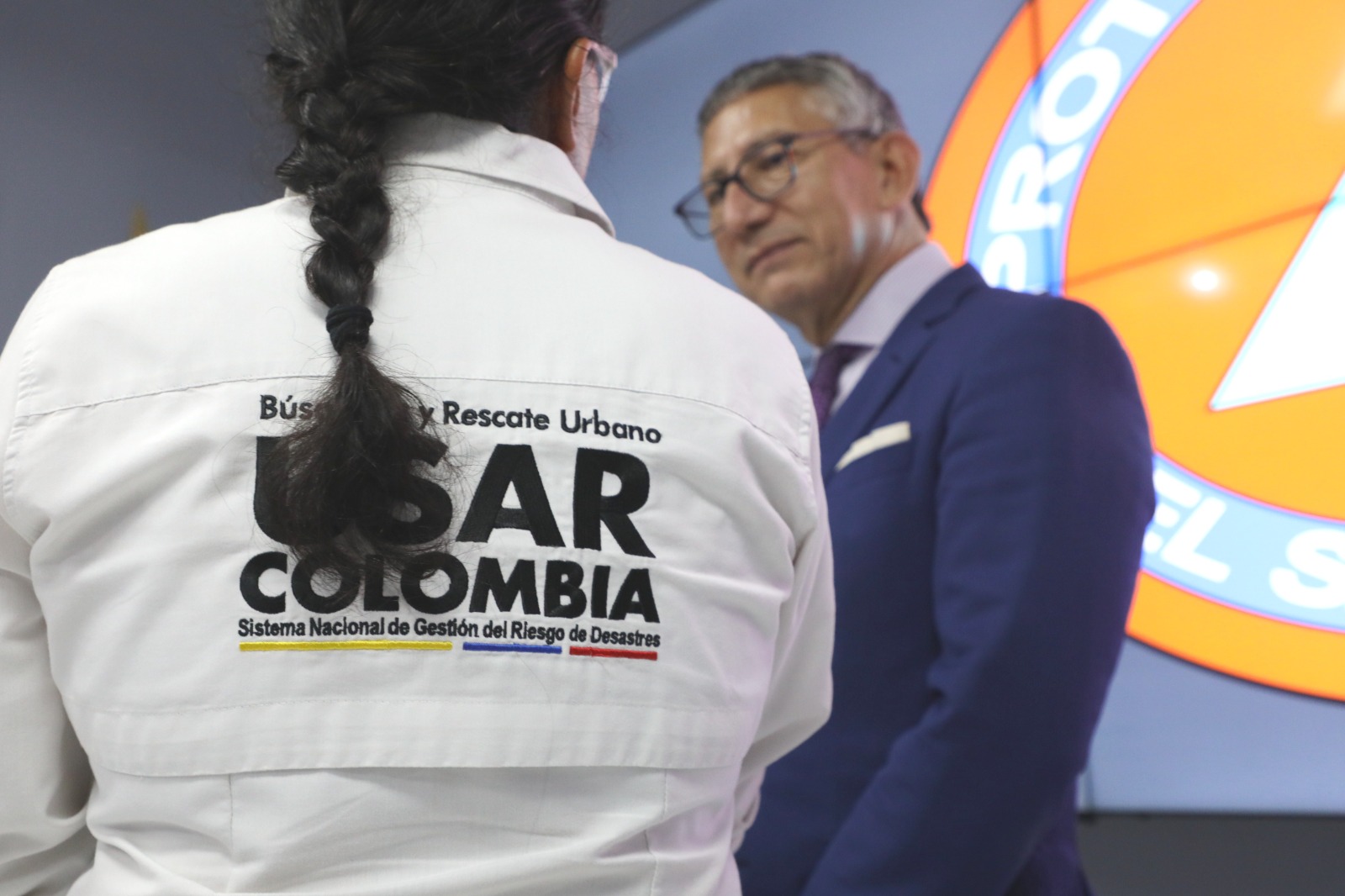 Colombia acompaña el proceso de acreditación de El Salvador en búsqueda y rescate urbano
