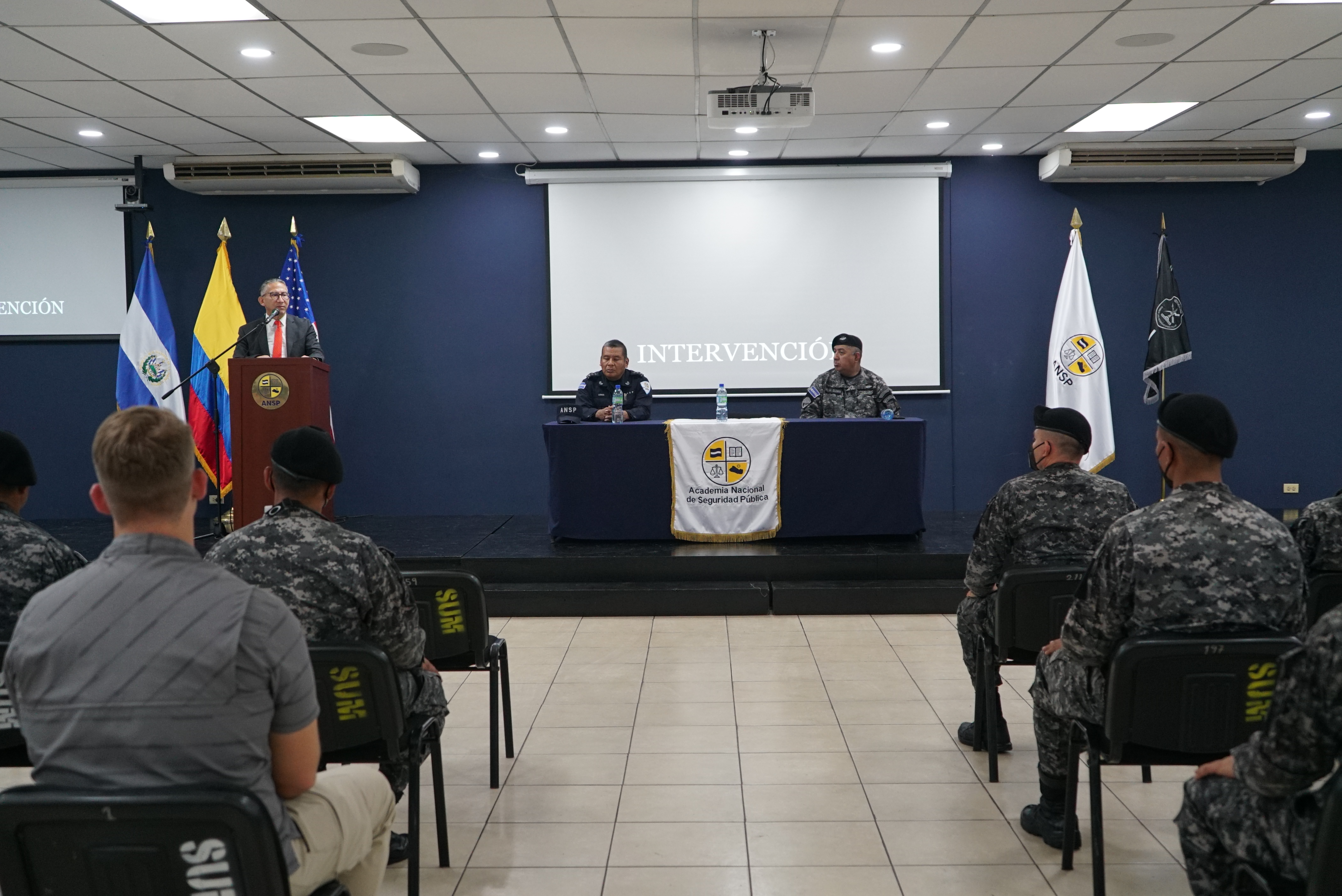 Clausura del Curso de Intervención Policial de Áreas Pobladas