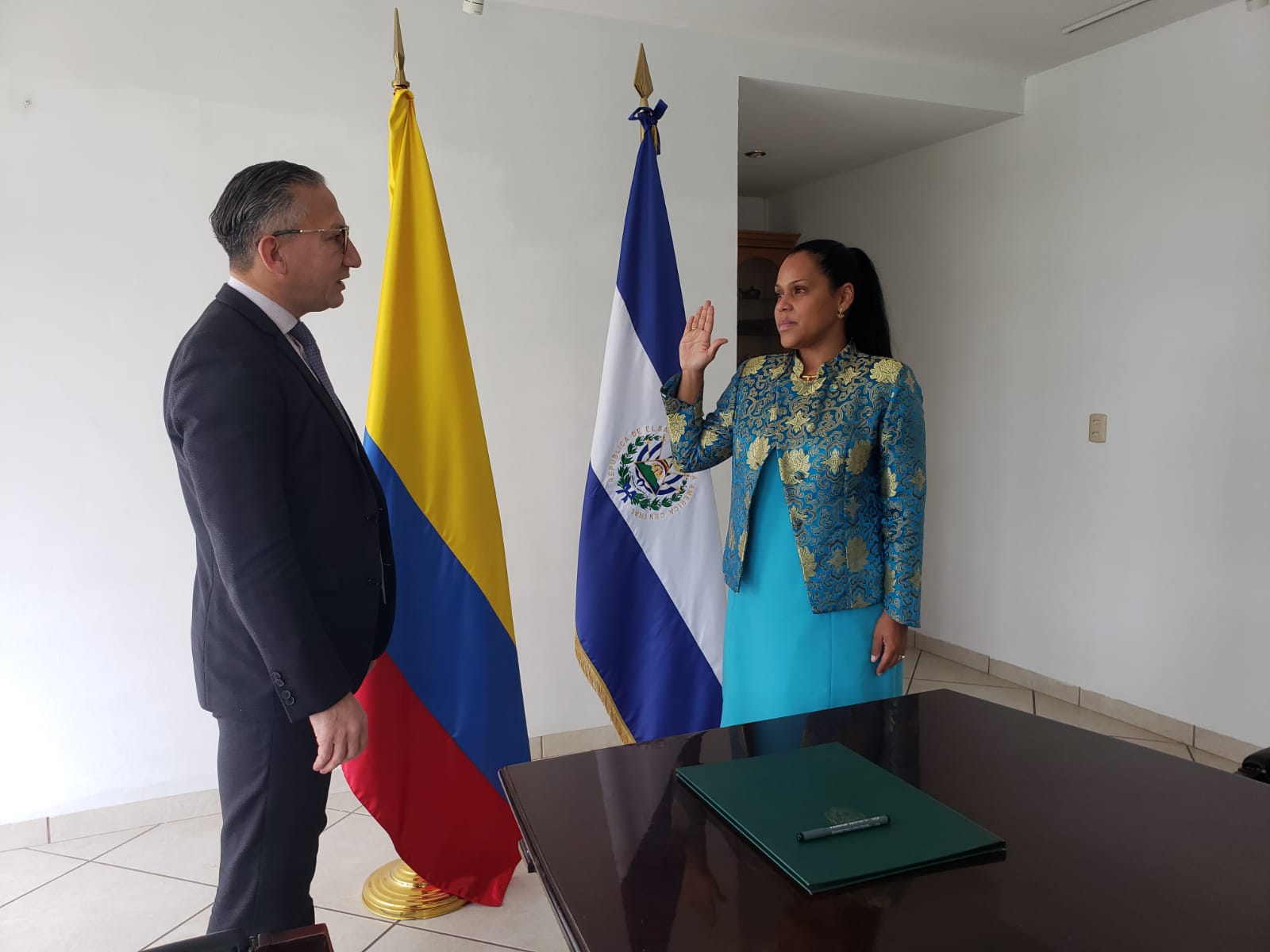 Posesión de Martha Patricia Carrillo Ospina como Ministra Consejera en la Embajada de Colombia en El Salvador