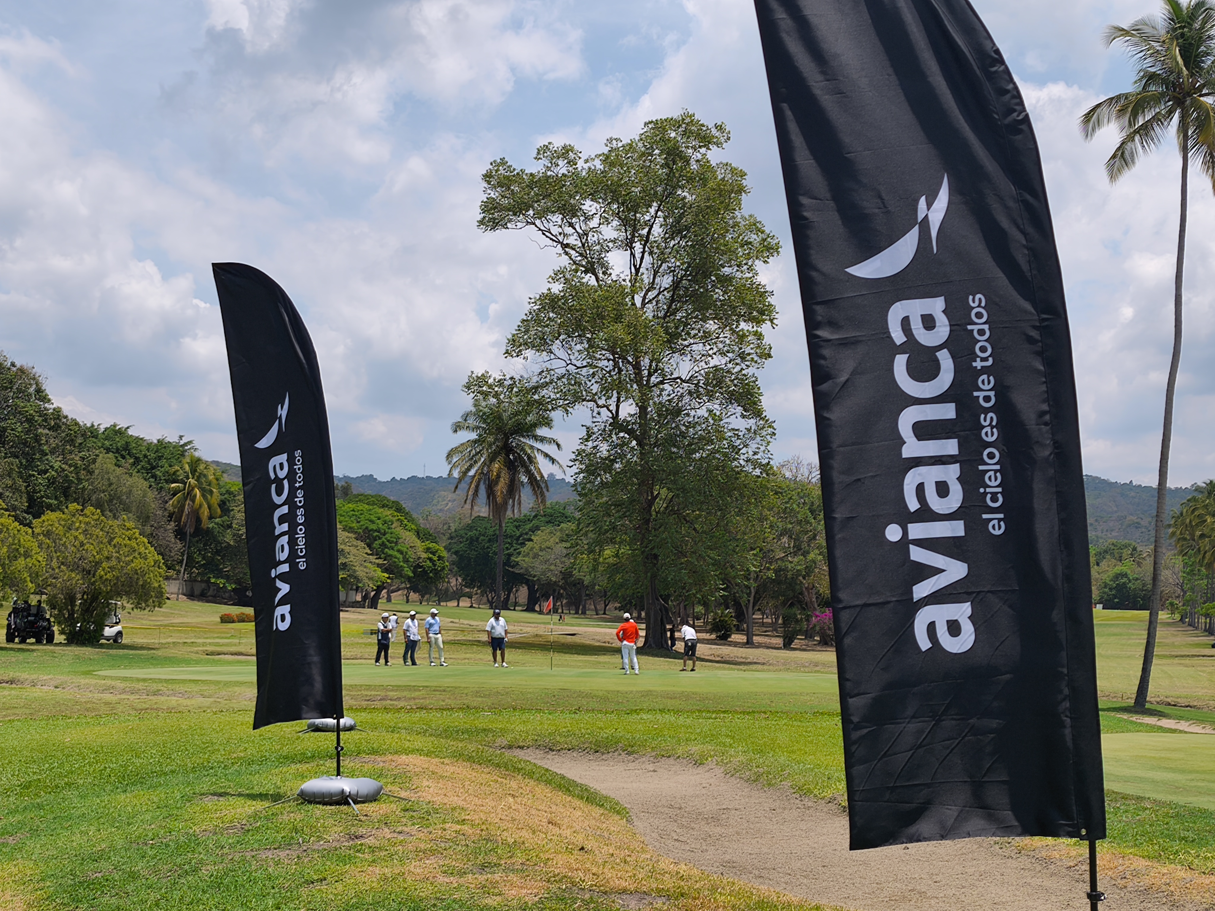 Torneo de golf Bicentenario Colombia - El Salvador