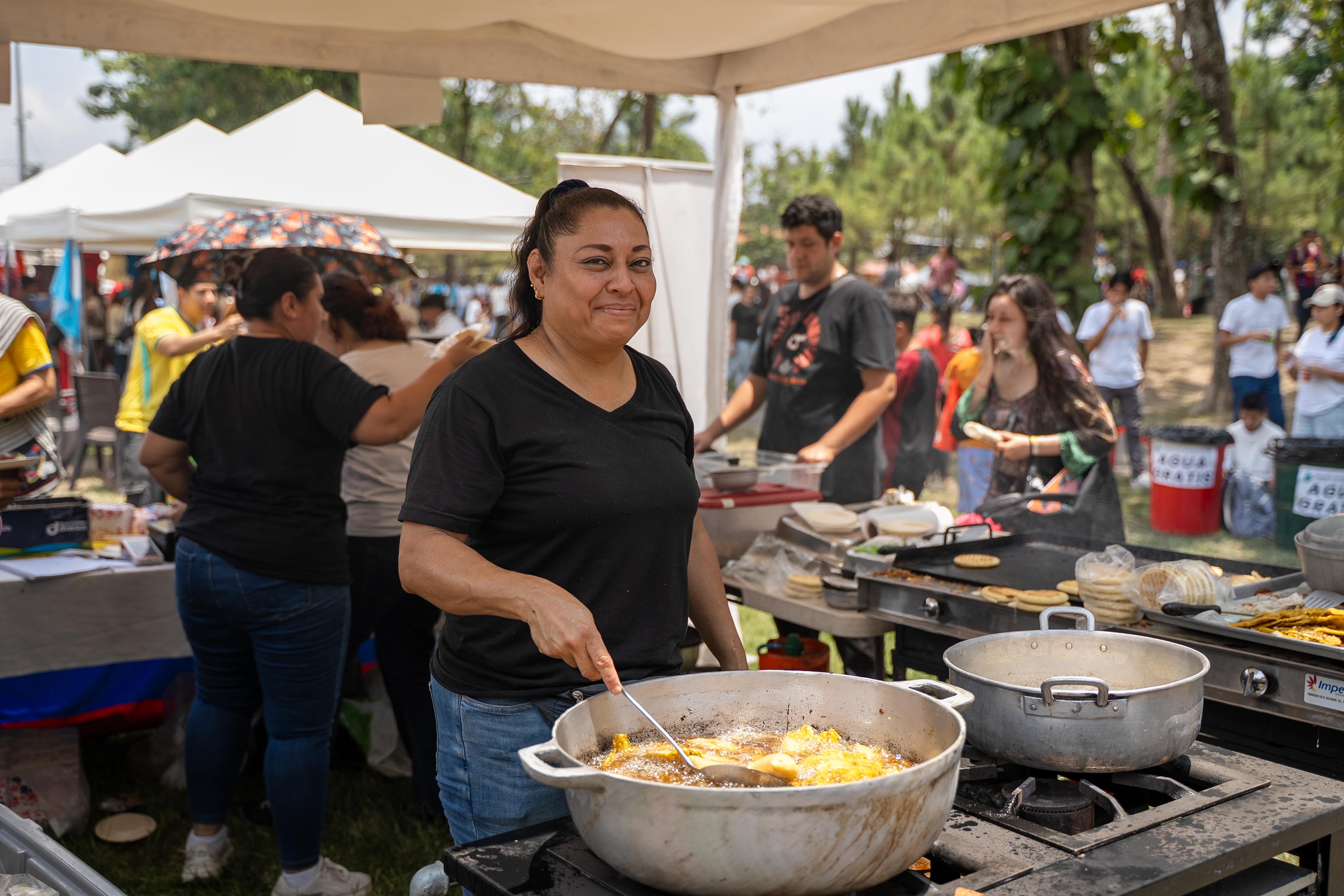 La Embajada de Colombia participó en el Festival Integrando Culturas para el Florecimiento Salvadoreño