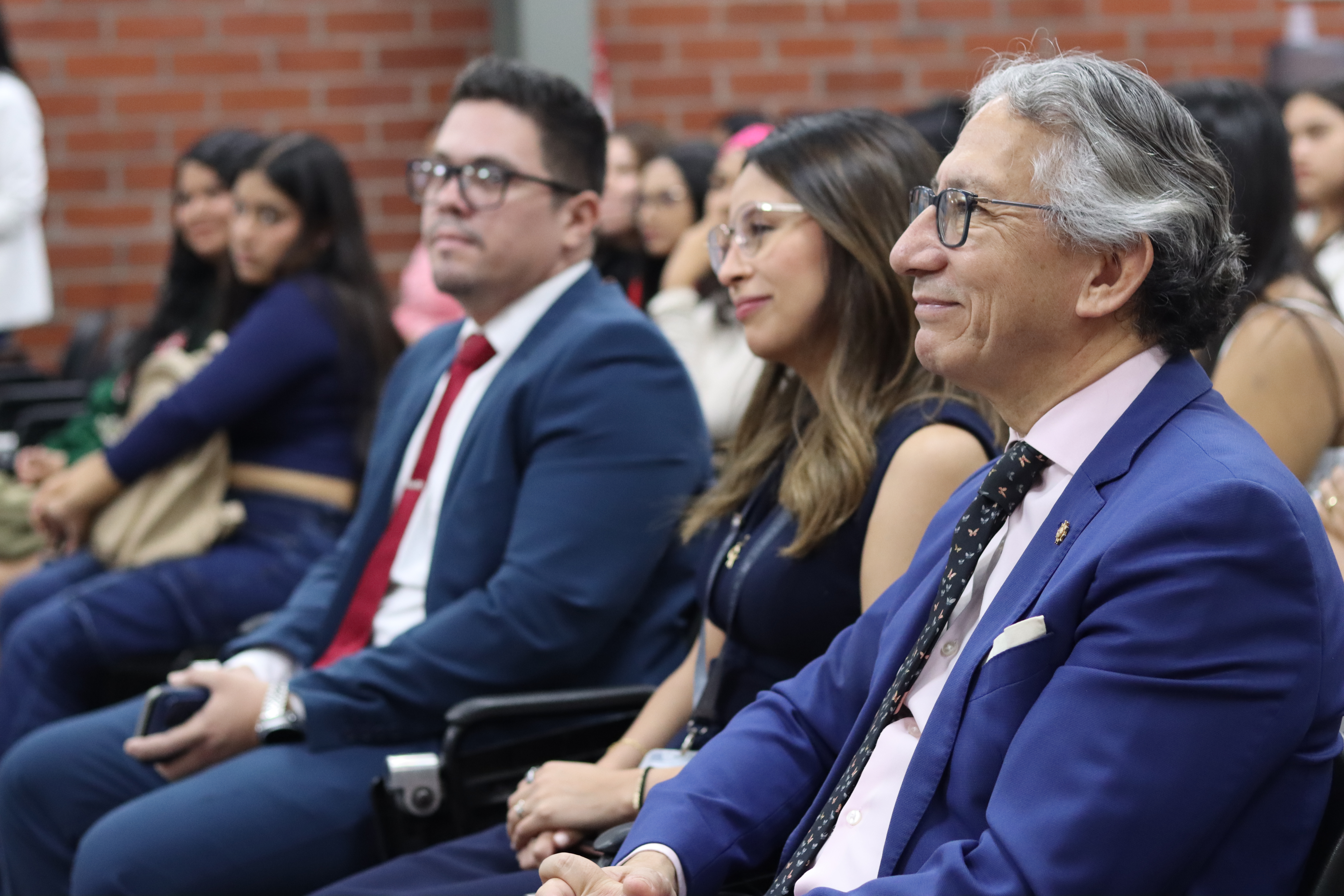 La Embajada de Colombia y la Universidad Pedagógica de El Salvador culminan con éxito la Cátedra Internacional de Cultura y Economía (CICE) – Edición Colombia