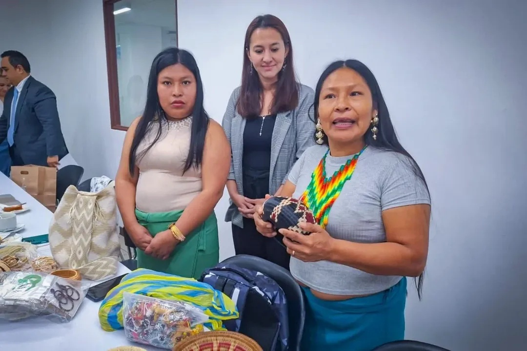 La Embajada de Colombia acompañó el intercambio de experiencias de mujeres víctimas del conflicto armado en El Salvador