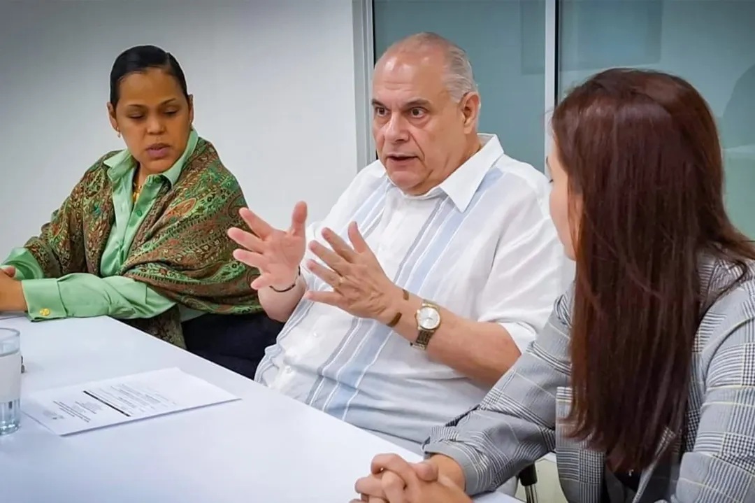 La Embajada de Colombia acompañó el intercambio de experiencias de mujeres víctimas del conflicto armado en El Salvador