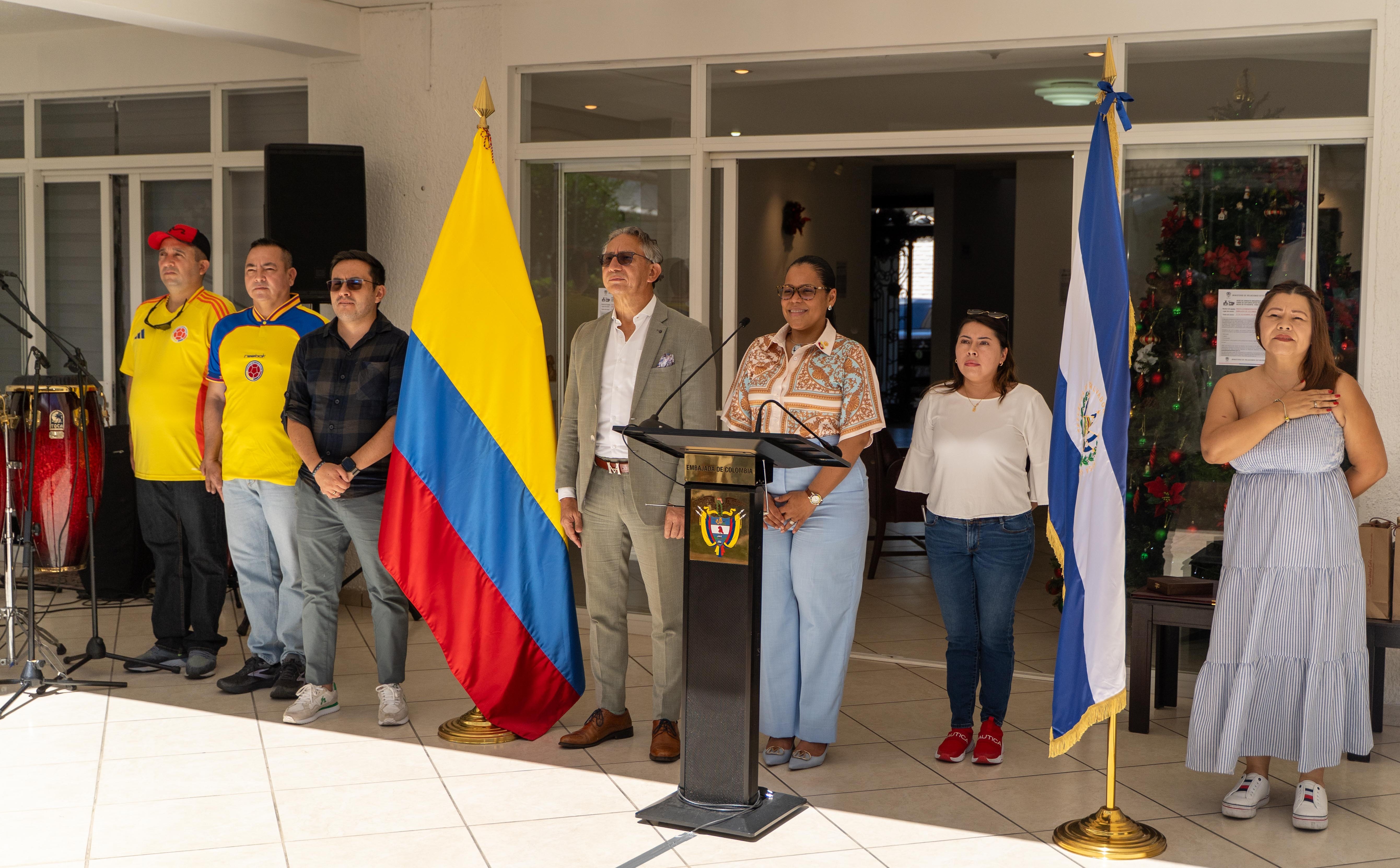 Embajada en El Salvador publica el informe final del espacio de diálogo y rendición de cuentas 2024-2025