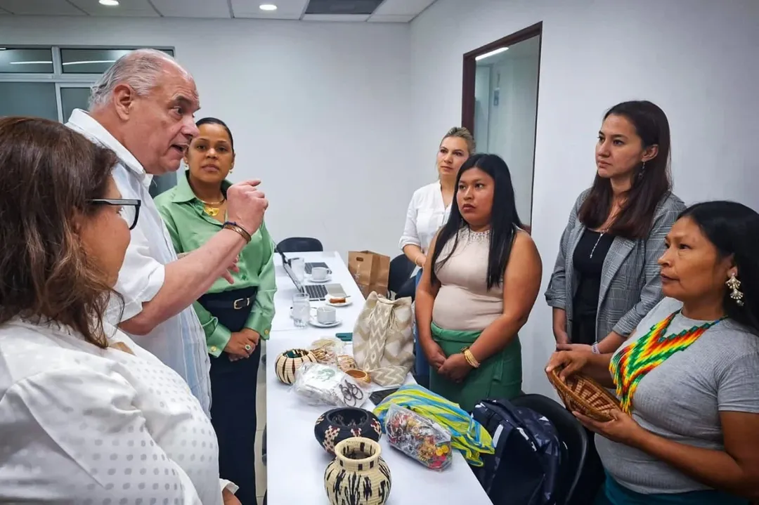 La Embajada de Colombia acompañó el intercambio de experiencias de mujeres víctimas del conflicto armado en El Salvador