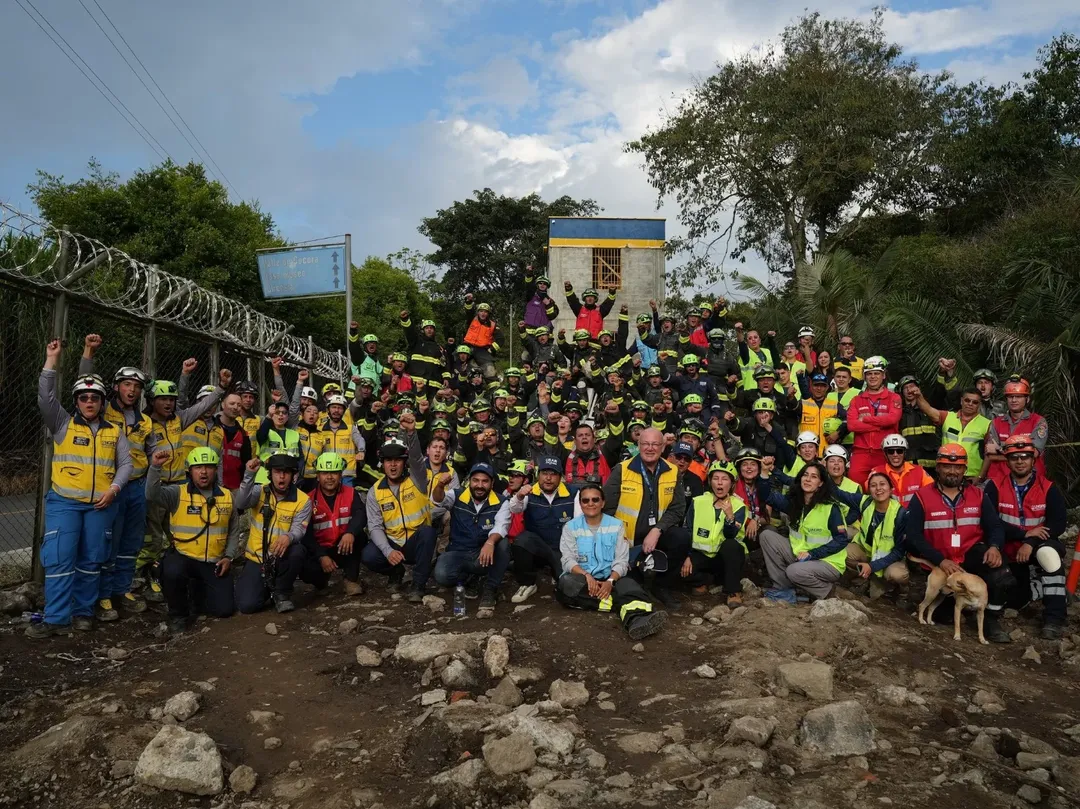 Colombia y El Salvador fortalecen su cooperación en búsqueda y rescate urbano con la reclasificación internacional del equipo Usar Col 1