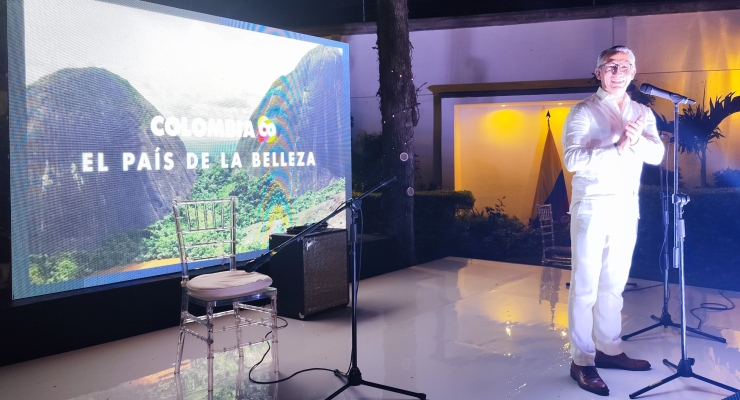 La cantautora vallenata Margarita Doria deslumbró a los salvadoreños