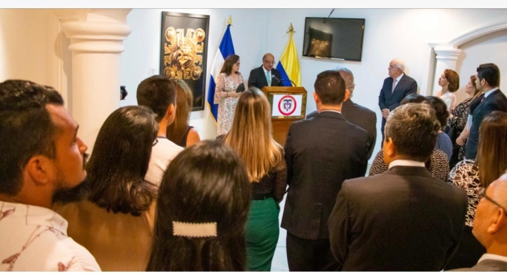 Embajada de Colombia en El Salvador inauguró su galería de arte con la exposición de fotografías