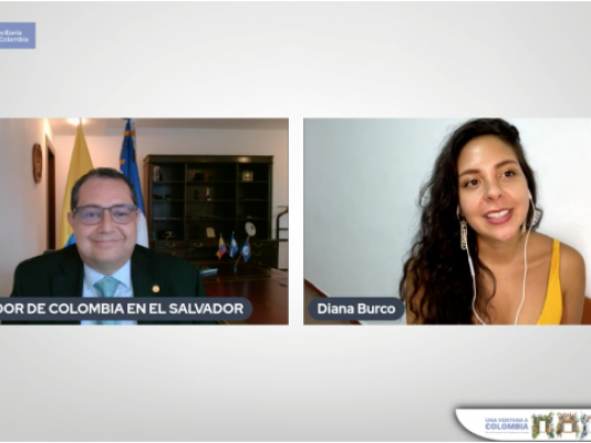 La Embajada de Colombia en el Salvador organizó un conversatorio sobre el vallenato en Colombia con Diana Burco